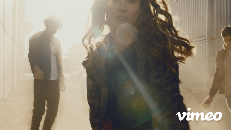 copyrighted Mpcurtet with Vijessna